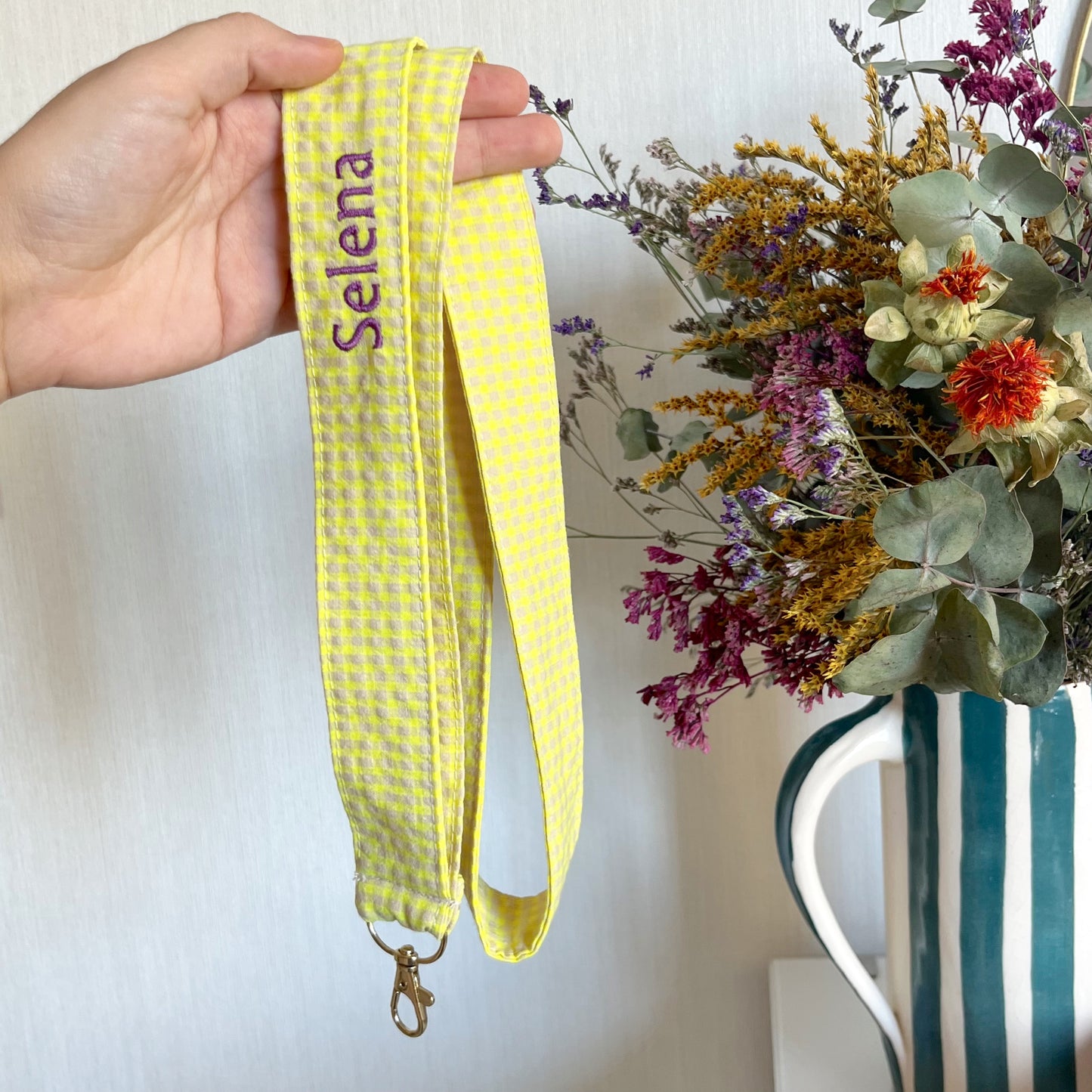 Vichy amarillo fosforito