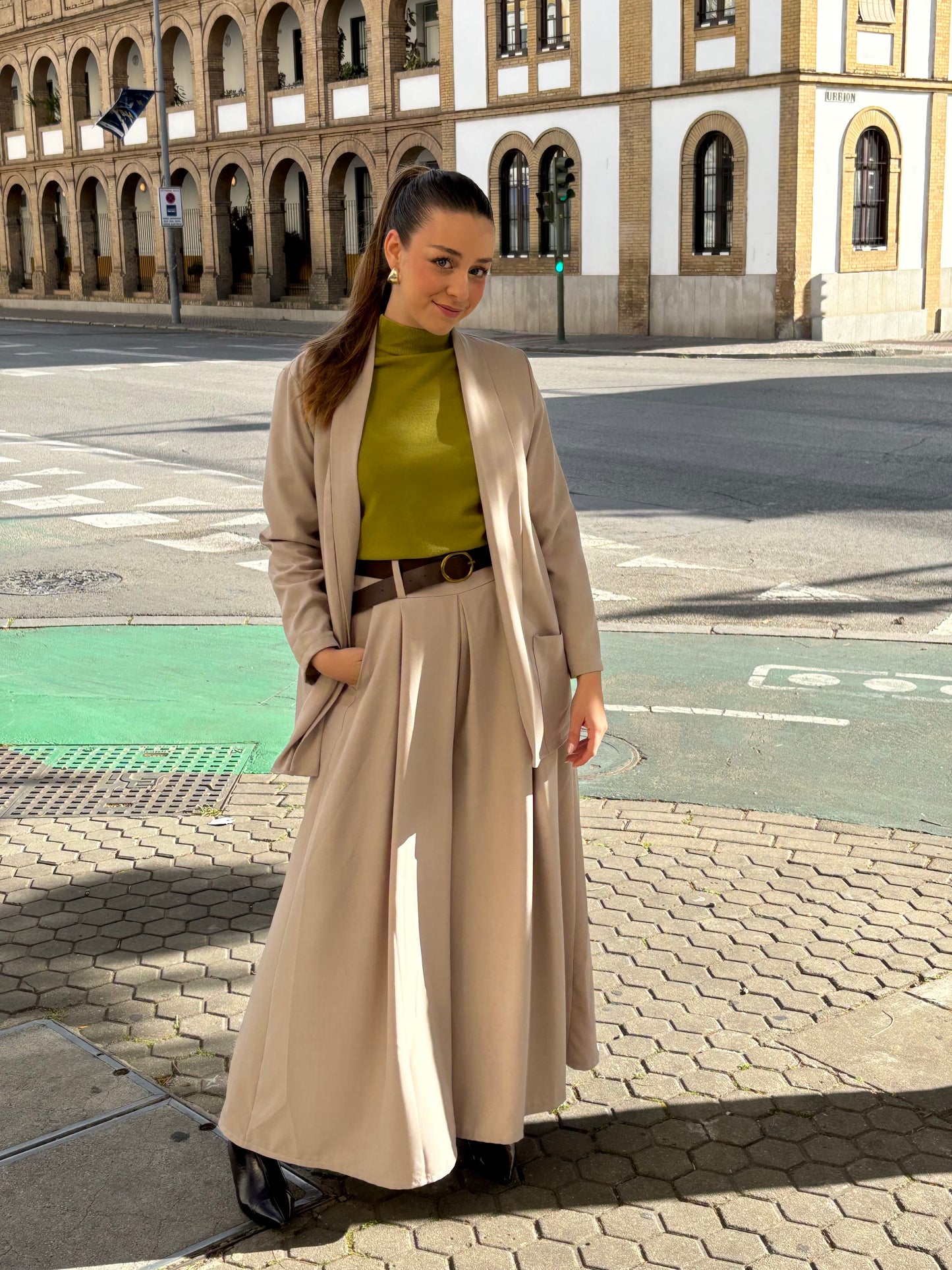 Cuello alto lima