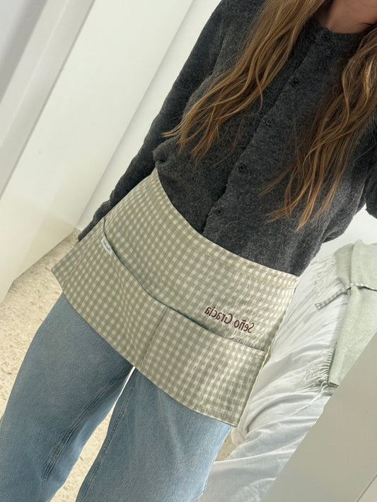 Mandil vichy verde clarito