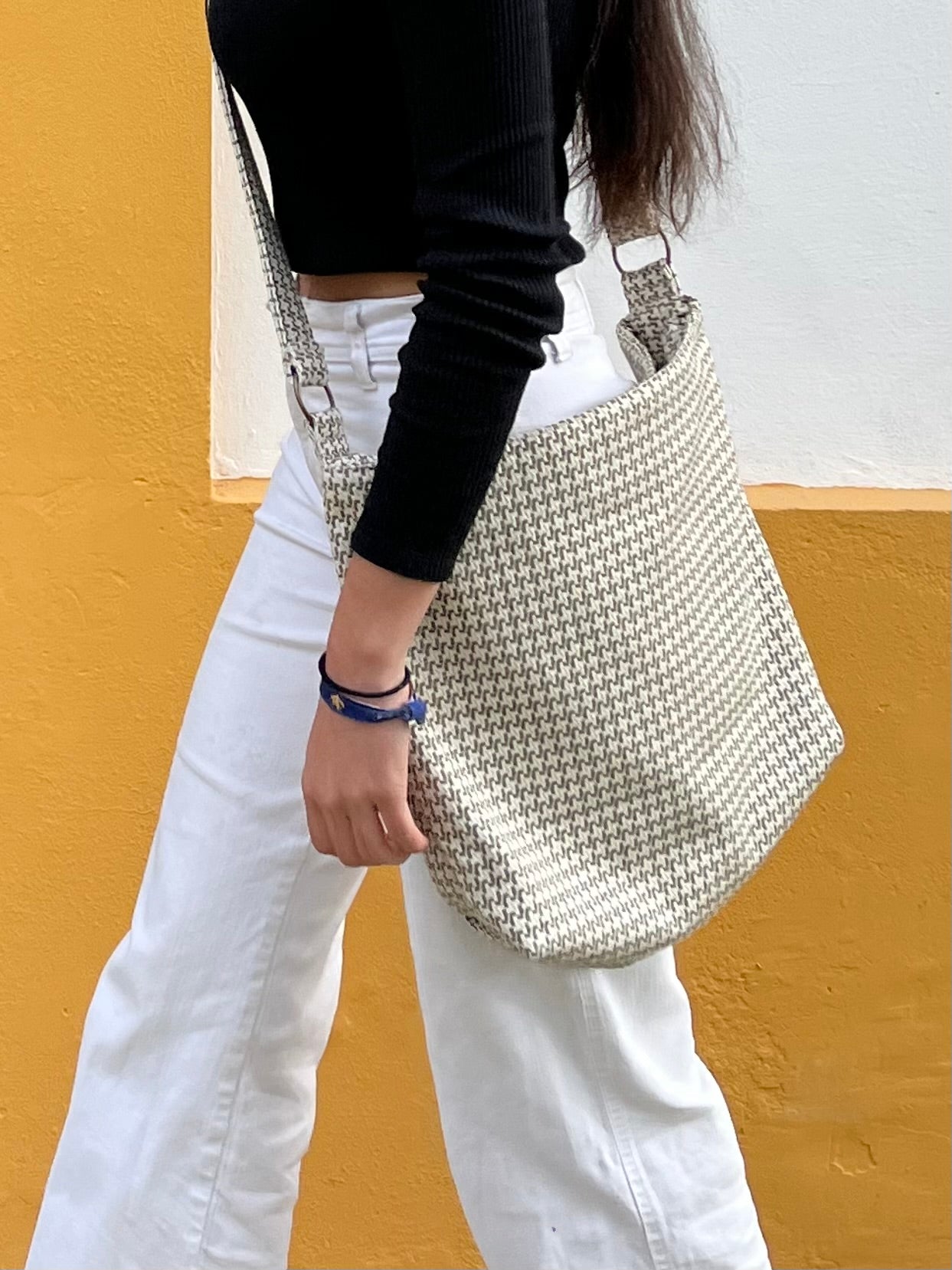 Bassic pata de gallo